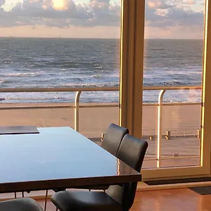 Appartement Royal Zeezicht, Oostende