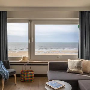 - Seaview Cosy B6 - 5 Personen - Direct Aan Het Strand, Volledig Vernieuwd Oostende